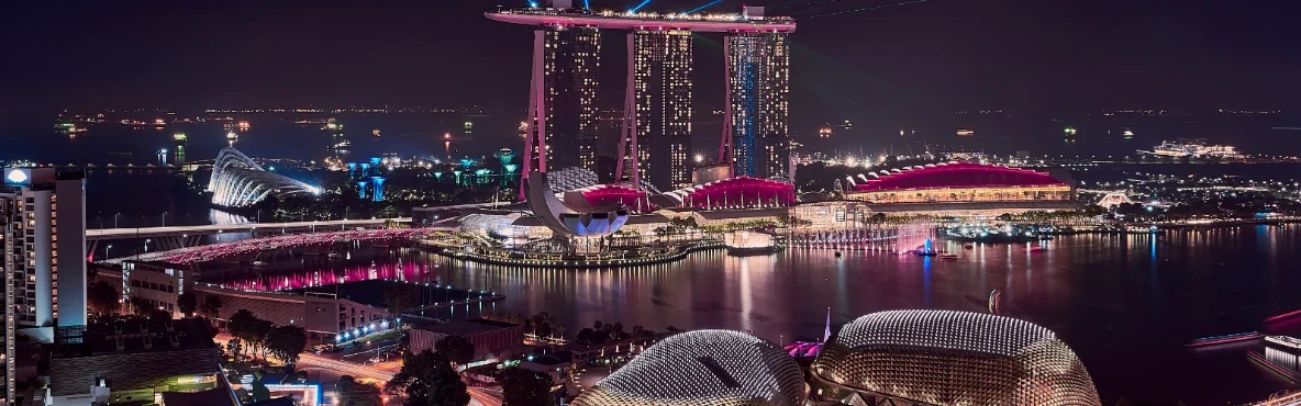 Singapore Experience at Night